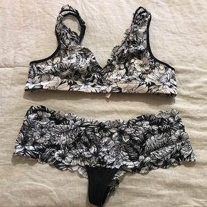 PINK Victoria's Secret 2 piece set!